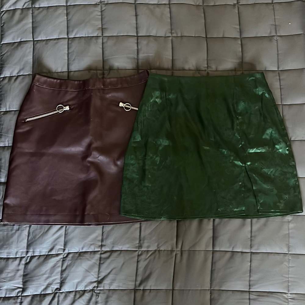 2-pack mini skirts